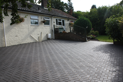 15 11 09 storrington Patio 002
